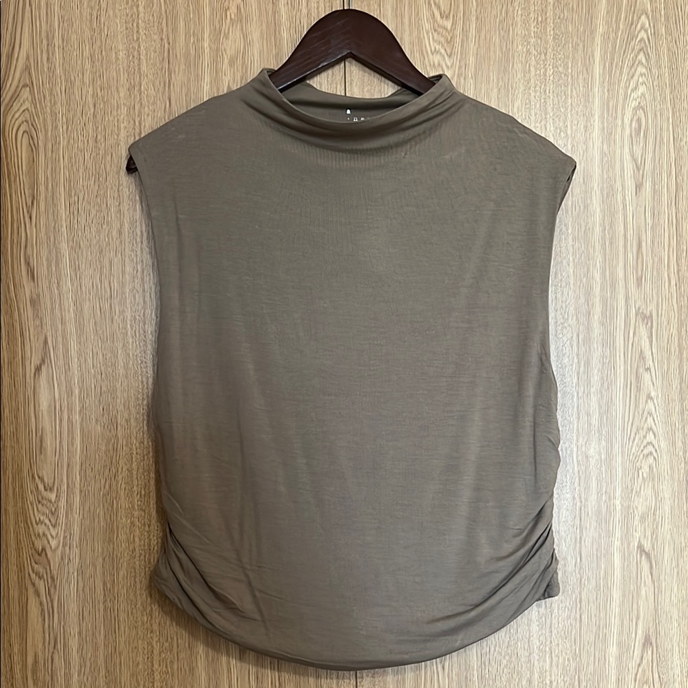 A New Day Sleeveless Tank, Size L